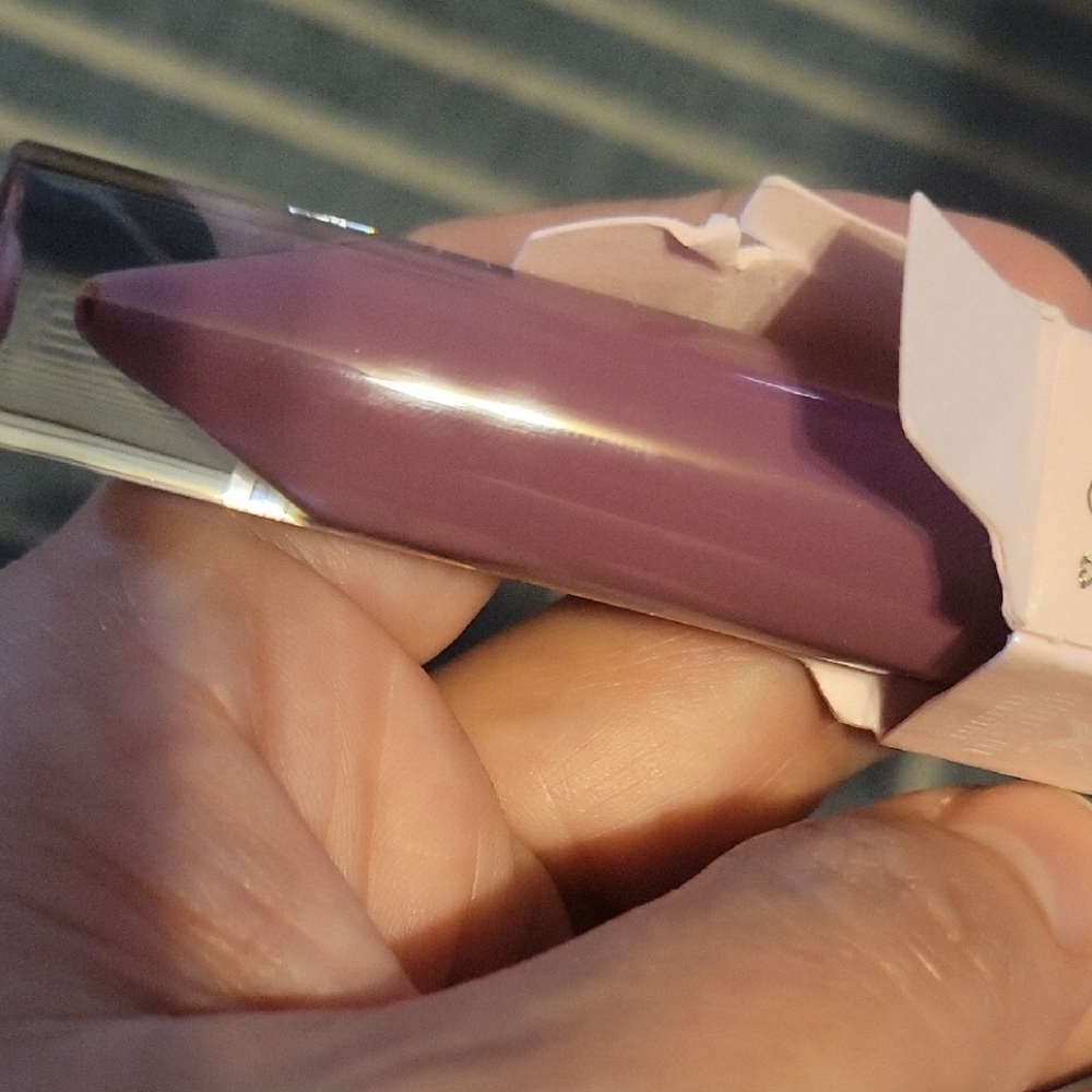 Improper Lipstick - Picture 2 of 5